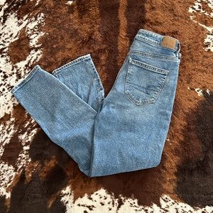 American Eagle mom jeans